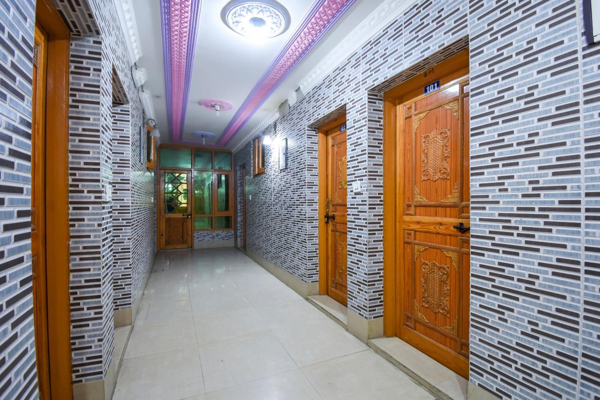 Oyo Hotel New Divine Kashmir Durgjan Екстер'єр фото