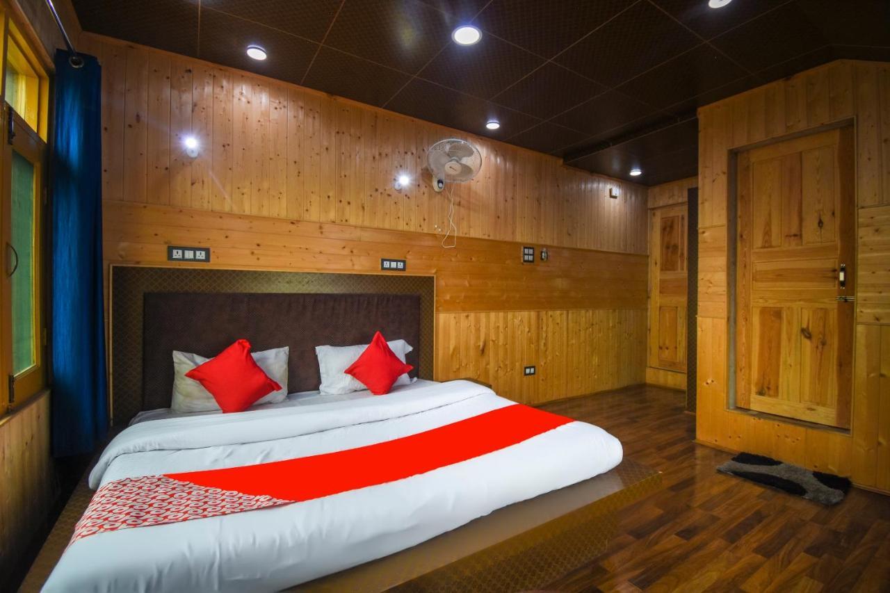 Oyo Hotel New Divine Kashmir Durgjan Екстер'єр фото